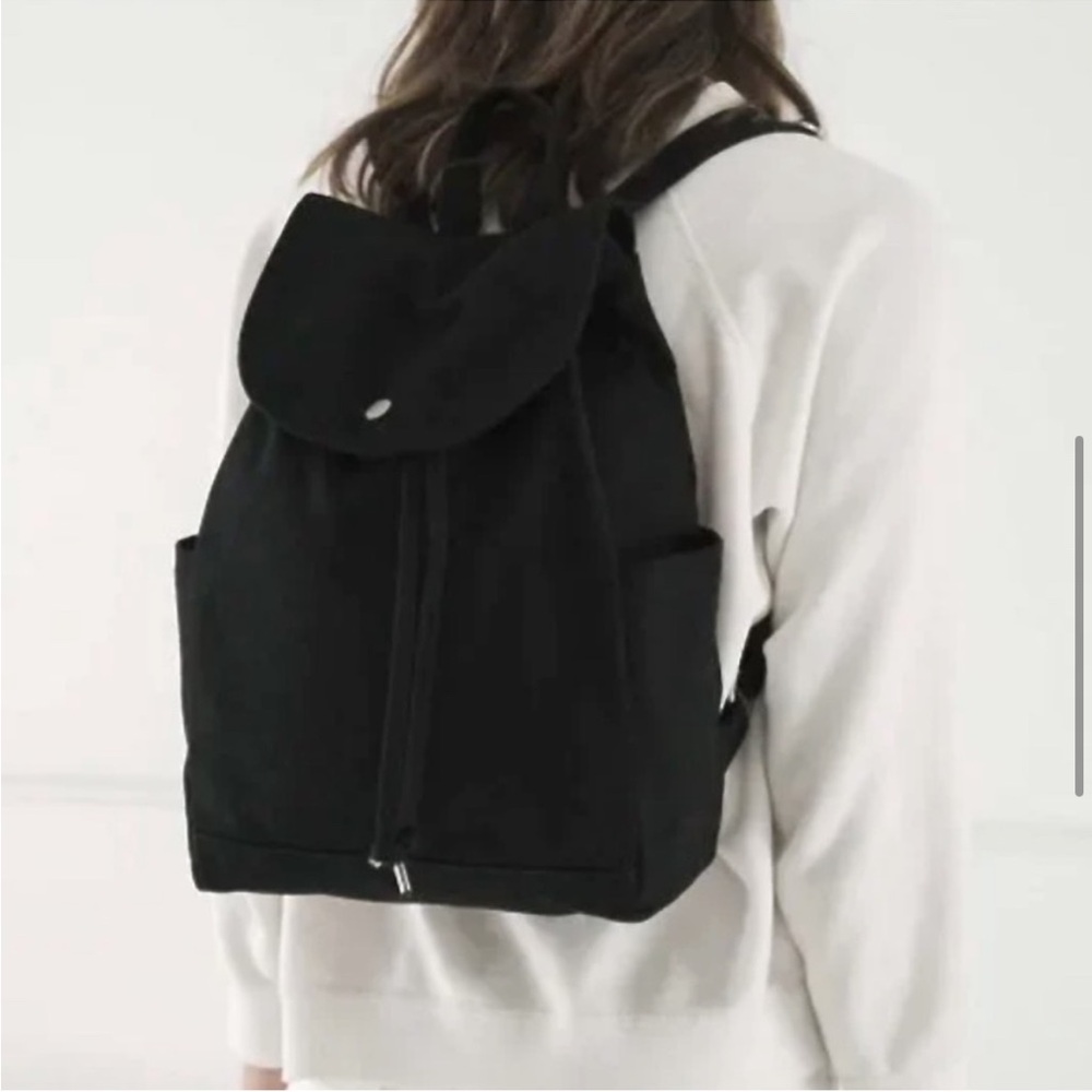 NWOT BAGGU BLACK Drawstring Backpack - Picture 6 of 7